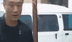 吃瓜亲亲表情包gif,趣味横生的网络潮流