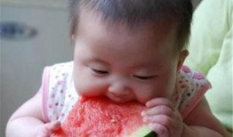 5个多月宝宝吃瓜,五个月宝宝探索美味新世界