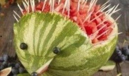 搞笑快速吃瓜图片,搞笑吃瓜瞬间，笑到肚子疼！