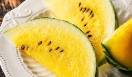 吃瓜掉皮怎么办,轻松应对尴尬局面