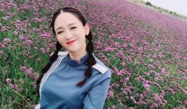 女生自拍吃瓜群众,女生与吃瓜群众的互动瞬间